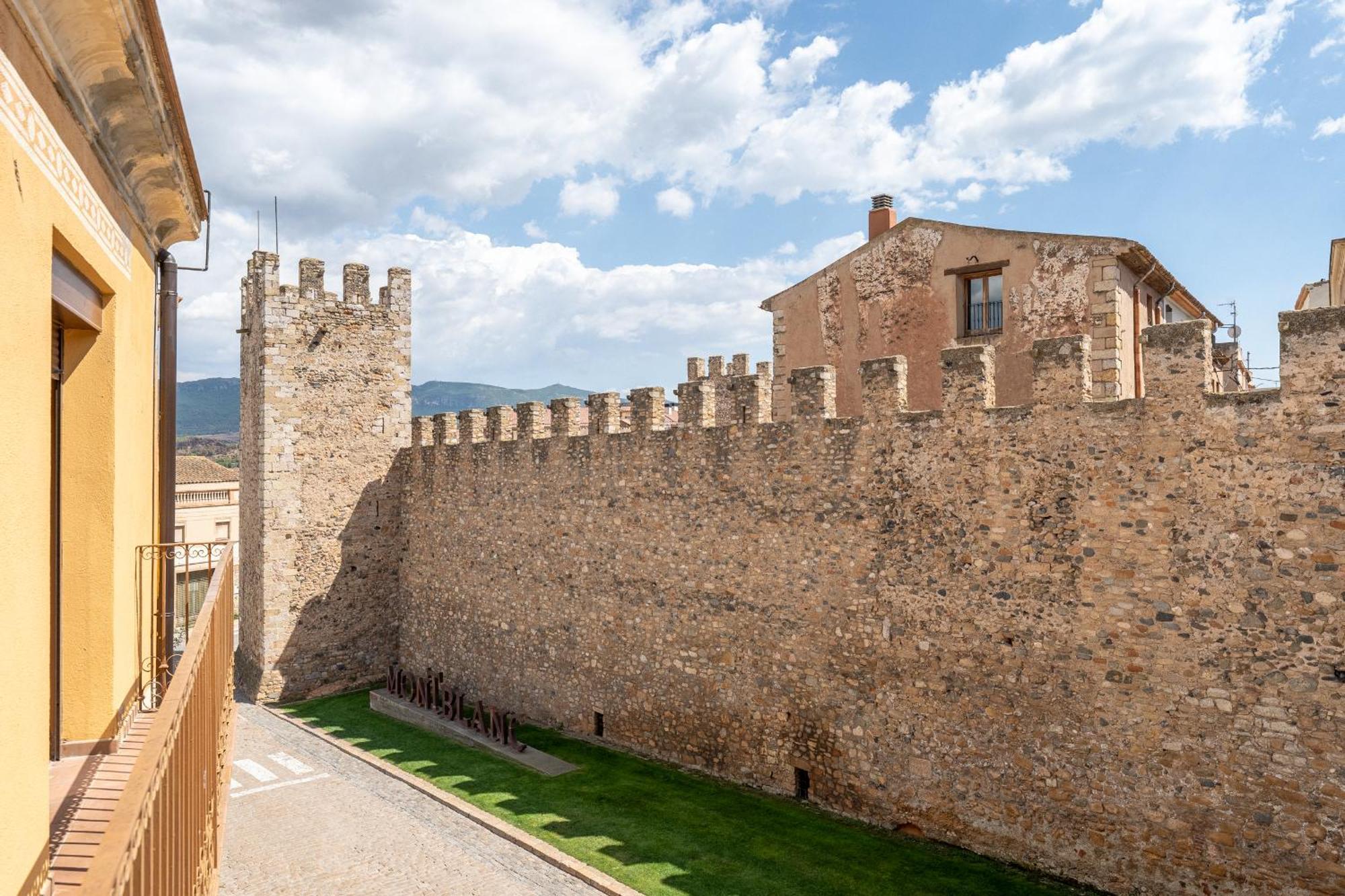 Hauzify I Vila Ducal Montblanc Extérieur photo